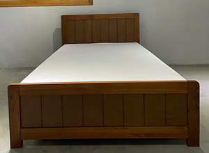 Meubles de chambre à coucher Table de chevet en bois moderne haut de gamme Meubles de maison Lits à cadre en bois avec pied de lit - Product Image 4