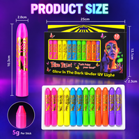 12 bâtons de peinture néon pour le visage et le corps, crayons de maquillage fluorescents UV sous lumière noire, kit de peinture faciale pour Halloween et soirées phosphorescentes