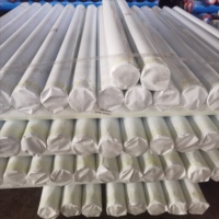 Rouleau de bâche en PE blanc imperméable et résistant au froid, matériau brut pour la construction de couvertures d'usine