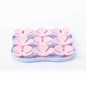 Plat de nourrissage lent en silicone pour animaux de compagnie, forme arrondie, design anti-étouffement pour chats et chiens - Product Image 5