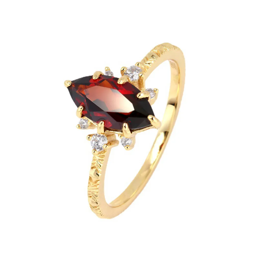 925 Sterling Silver 14K Gold Plated Mosaic Exquisite Flowers Car Flower Natural Horse Eye Red Pomegranate Ring