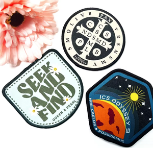 Tùy chỉnh nhà sản xuất chất lượng cao Logo văn bản dệt các bản vá lỗi may sắt trên lưng cho quần áo mũ với merrow biên giới - Product Image 4