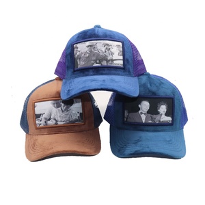 Casquettes de camionneur en velours uni 5 panneaux de haute qualité Logo personnalisé brodé <span class=keywords><strong>Snapback</strong></span> chapeau maille à la mode pour le cyclisme en plein air - Product Image 3