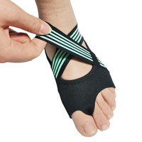 Chaussettes de yoga et de Pilates pour femmes, respirantes, antidérapantes, avec sangles, chaussures de sport, fitness, danse sur barre, vêtements de yoga
