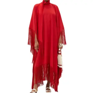 Luxe Rode Crêpe Kaftan Elegante Hoge Hals Lange Mouwen Tassel Detail Jurk Voor Vrouwen