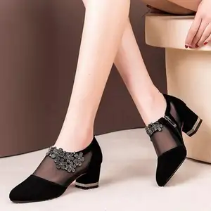 Sapato feminino de malha, calçado de salto quadrado sexy com ponta redonda elegante salto médio floral para escritório