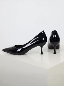 Escarpins pour femmes en cuir verni blanc bordeaux à bout pointu, à enfiler, avec talon mi-haut évasé, pour mariage, soirée, bureau, shopping - Product Image 4
