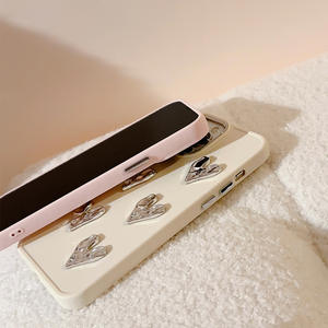 Funda para iPhone 17 con Corazón Electrochapado y Diseño Arrugado, Estilo Lujoso para Apple 16, Compatible con 11, 15 Pro Max, Sensación de Alta Gama - Product Image 4