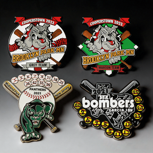 Spilla da Bavero Personalizzata di Alta Qualità con Logo, Design in Metallo, Spilla Sportiva Smaltata Personalizzabile per Baseball - Product Image 1
