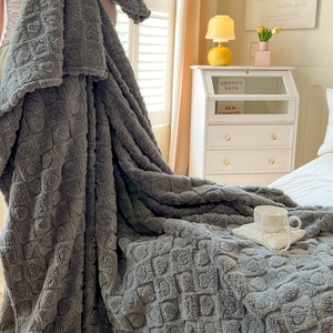 Biểu Tượng Tùy Chỉnh Thêu 3D Tình Yêu Hình Dạng 3D Emboss Mềm Ấm Dệt Kim Ném Chăn Dày Mùa Đông Giường Sofa Trang Trí Nội Thất Đồng Bằng Món Quà Sinh Nhật - Product Image 3