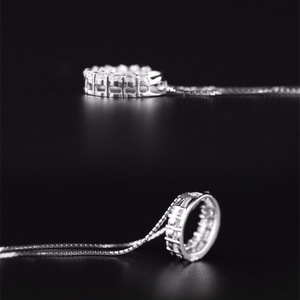 Collar Minimalista con Colgante de Círculo Hueco para Mujer, Cadena Corta para Clavícula, Joyería de Moda - Product Image 4