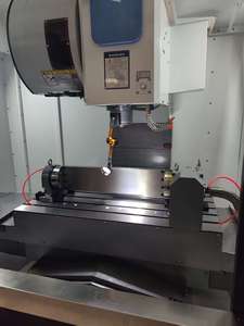 Fresadora Vertical VMC1160 de Alta Resistencia, Centro de Mecanizado Automático de 4 Ejes, Sistema M80A, Centro de Alta Precisión de 3 Ejes para Aluminio - Product Image 4