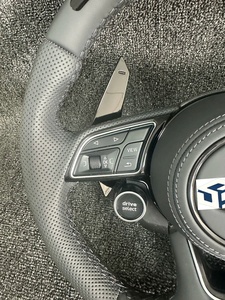 Volante de Fibra de Carbono con Pantalla LED para Audi A6 A7 C8 S6 RS6 S7 RS7 2017 2018 2020 2021 <span class=keywords><strong>2022</strong></span> 2024 con Levas de Cambio - Product Image 3