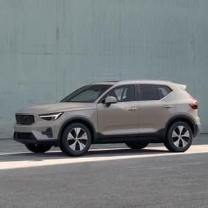 Auto Sportiva di Tendenza <span class=keywords><strong>Volvo</strong></span> <span class=keywords><strong>XC40</strong></span> B4 Trazione Integrale Edizione Smart Elegance Sport 197 CV SUV per uno Stile di Vita Dinamico - Product Image 5