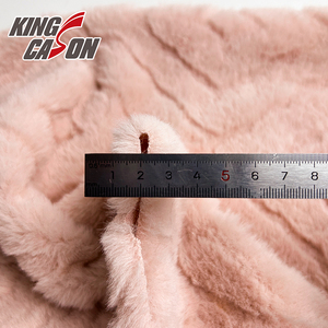 KINGCASON fabricant 100% polyester 280gsm motif Jacquard <span class=keywords><strong>lapin</strong></span> fausse fourrure <span class=keywords><strong>tissu</strong></span> pour vêtement manteau maison textile couverture couverture - Product Image 3