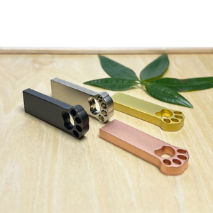 <span class=keywords><strong>Chiavetta</strong></span> <span class=keywords><strong>USB</strong></span> 2.0/3.0 in Metallo a Forma di Zampa di Gatto, 32GB-128GB, Nuovo Logo Personalizzato, Garanzia di 3 Anni, Chip Flash di Classe A - Product Image 2