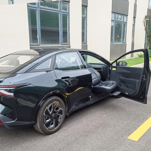 Sièges de voiture électriques pivotants certifiés CE EMARK, en cuir, pivotants, réglables en hauteur, pour personnes handicapées, utilisateurs de fauteuils roulants - Product Image 4