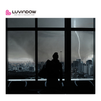 Les fenêtres Luvindow ont fourni une protection vitale contre les tempêtes combinant à la fois sécurité et élégance Hurricane Impact Windows