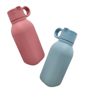 ขวดน้ำซิลิโคนพับได้สำหรับเดินป่า ตั้งแคมป์ ปลอดสาร BPA ป้องกันการรั่วซึม ทนน้ำเดือด น้ำหนักเบา มี 9 สี - Product Image 6