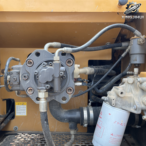 Excavatrice sur chenilles d'occasion SANY 215, marque japonaise d'origine, 21,5 tonnes, taille moyenne, excavatrice sur chenilles d'occasion - Product Image 4