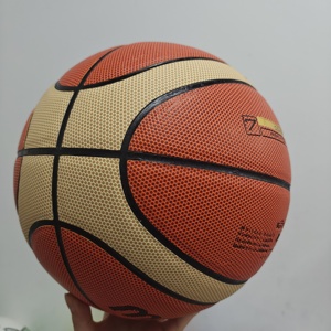 Balón de Baloncesto Personalizado de Tamaño Estándar Oficial 7, Precio Competitivo, Hecho de Cuero PU - Product Image 4