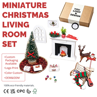 Set Ruang Tamu Natal Rumah Boneka Miniatur yang Dapat Disesuaikan Grosir 1:12, Termasuk Perapian dan Alas Pohon, Pembelian Grosir Langsung dari Pabrik, Aksesoris