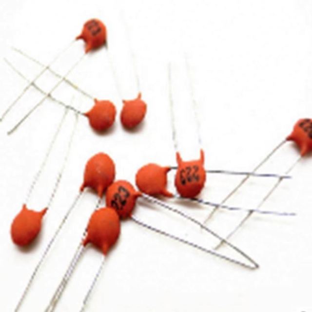 SeekEC 300pcs Ceramic Capacitor 2PF-0.1UF,30 Values,Electronic Components Ceramic Capacitor