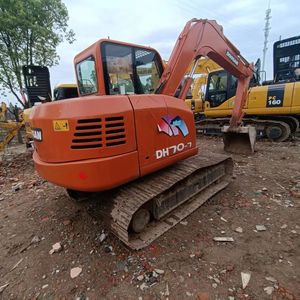 Miniexcavadora Usada Doosan DH70 de 7 Toneladas en Buen Estado con Motor Hidráulico DOOSAN 55 60 70 Miniexcavadora en Venta - Product Image 3