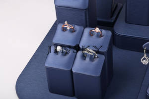 Jinsky Design personnalisé de luxe classique bleu en cuir PU couvert bijoux présentoir élégant conteneur pour boucles d'oreilles bagues colliers - Product Image 4