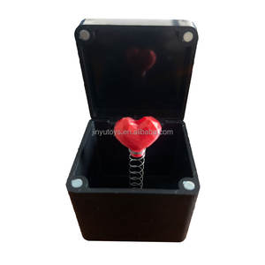 Doigt du milieu promotionnel dans une boîte Gag Quirky Noël Drôle Nouveauté Cadeau pour Adultes <span class=keywords><strong>Blague</strong></span> <span class=keywords><strong>Blague</strong></span> Jouet pour Gars Hommes - Product Image 4