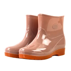 Boddis Q1139X المرأة بكعب منخفض جولة حذاء مزود بفتحة للأصابع للماء الأوسط أنبوب احذية المطر Q1139X النساء أحذية برقبة عالية مقاومة للمطر من البلاستيك/ بوت مقاوم للمطر من البلاستيك احذية المطر الجملة