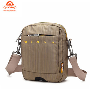 NOVO Atacado Bolsa de Ombro Personalizada Impermeável de Nylon Pequena para Esportes ao Ar Livre Masculina e Feminina - Product Image 4