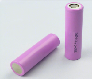 Batterie à l'état solide 3,7 V 18650 <span class=keywords><strong>INR18650</strong></span>-35E rechargeable 2600 mAh 3000 mAh 3500 mAh pour appareils ménagers <span class=keywords><strong>1500</strong></span> cycles 45 g - Product Image 1