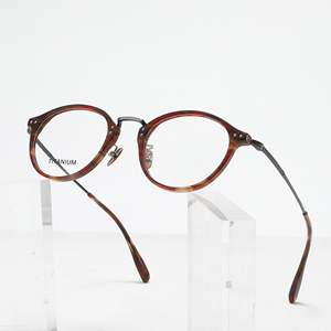 Monturas de Gafas de Titanio con Aro Completo, Unisex, Ligeras, para Corrección de la Visión, Color Sólido, Talla Adulto 47mm - Product Image 4