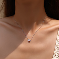 Collier avec pendentif carré rose clair en argent sterling 925, chaîne classique en câble, bijoux fins pour femmes