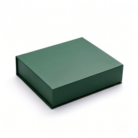 Boîte cadeau magnétique de luxe en forme de livre vert avec insert EVA personnalisé, logo en feuille d'or, emballage cosmétique pour soins de la peau