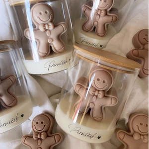 Nueva llegada logotipo personalizado lindos pequeños regalos de Navidad 2025 hombre de jengibre aroma de Chocolate velas perfumadas de lujo únicas para la venta - Product Image 3