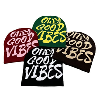 Bonnet tricoté jacquard graffiti multicolore en gros, avec logo personnalisé, chaud, en acrylique, style streetwear, pour l'hiver et l'extérieur