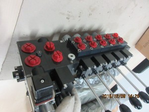 ตัวควบคุมทิศทางไฮดรอลิก PSV51/250-3 - Product Image 2