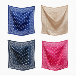 Sciarpa quadrata piccola della serie geometrica 70x70 cm con stampa alla moda per donna, uomo, accessorio unisex - Product Image 1