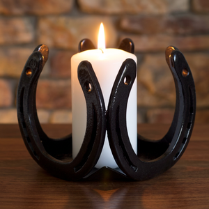 Candelabro de Metal Negro con Forma de Herradura, Decorativo para Mesa, Portavelas de Pilar, Centro de Mesa Rústico para Decoración del Hogar - Product Image 3