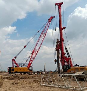 Foreuse rotative hydraulique efficace SR140C10 avec une force de compression de 120 kN pour les opérations de forage de roche - Product Image 6