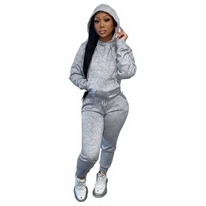 Traje de Entrenamiento para Mujer, Uniforme Deportivo Profesional, Chaqueta y Pantalones de Chándal al por Mayor, Fabricante de Ropa Deportiva para Clubes, Escuelas y Academias - Product Image 1