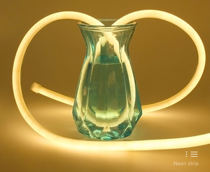 Bande LED néon flexible blanc chaud 8×13mm DC24V, lumière en silicone dimmable, indice IP65 Ra80, pour la décoration de chambre et de bar, certifiée CE RoHS - Product Image 2