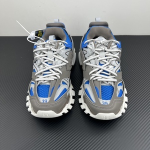 Dernières tendances : Chaussures de course respirantes en maille à lacets pour hommes, série LED, baskets classiques légères, anti-odeur, tendance mode - Product Image 2