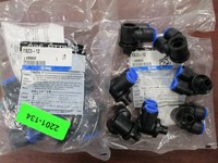 Raccords pneumatiques Corporation Kbz3-12 (lot de 17 pièces) Neufs, authentiques, en stock, avec une garantie d'un an.