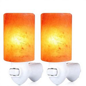 Lampe en sel de l'Himalaya sculptée écologique - Décoration d'intérieur de luxe Cadeaux et artisanat personnalisables - Product Image 1