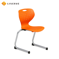 Chaise d'entraînement moderne en plastique Liserve, dossier réglable en hauteur, cadre métallique confortable pour usage de bureau