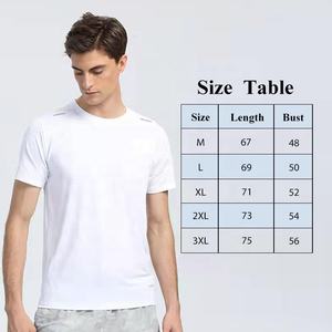 T-shirt Sportiva da Uomo a Maniche Corte di Grande Successo, ad Asciugatura Rapida e Traspirante, con Girocollo, Striscia Riflettente e Vestibilità Ampia per Corsa e Attività all'Aperto - Product Image 5