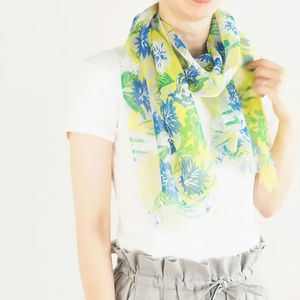 Châle long et doux pour femme, imprimé floral, style chinois, peint à la main, respirant, léger, bleu et jaune, en coton et tulle, tendance - Product Image 6